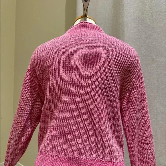 pink sweater small - Picture 3 of 4